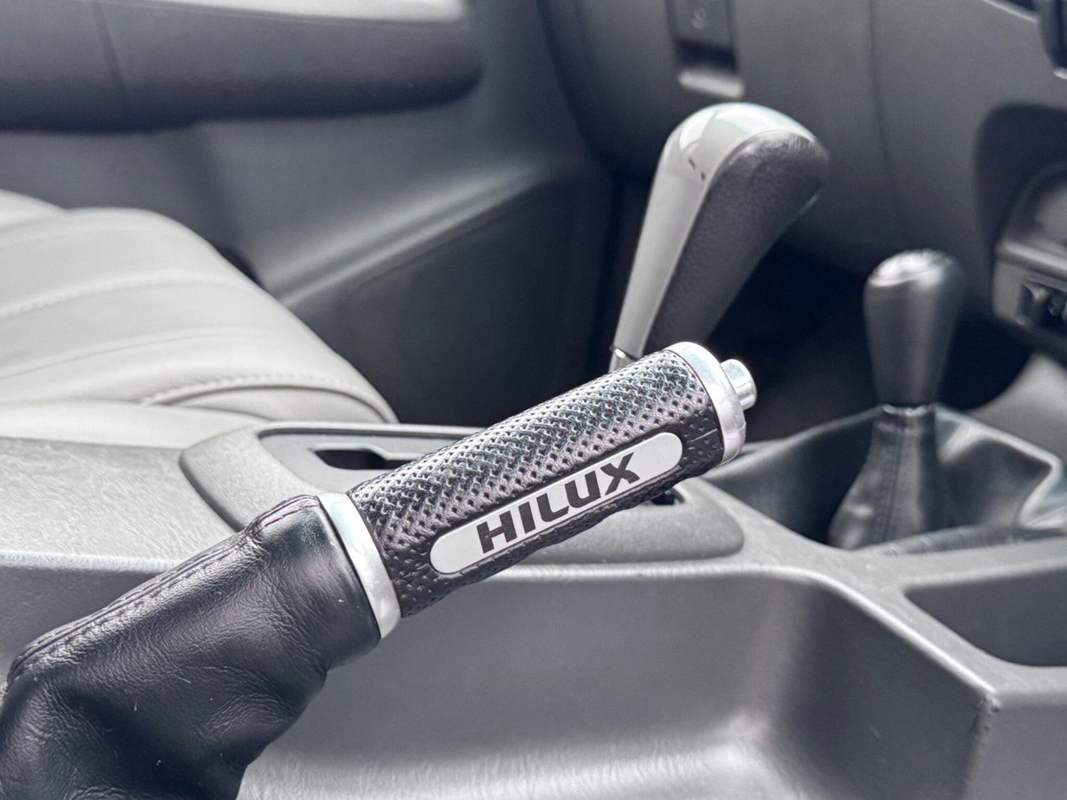 Used Toyota Hilux 2012 for sale - 77229514: Photo 29