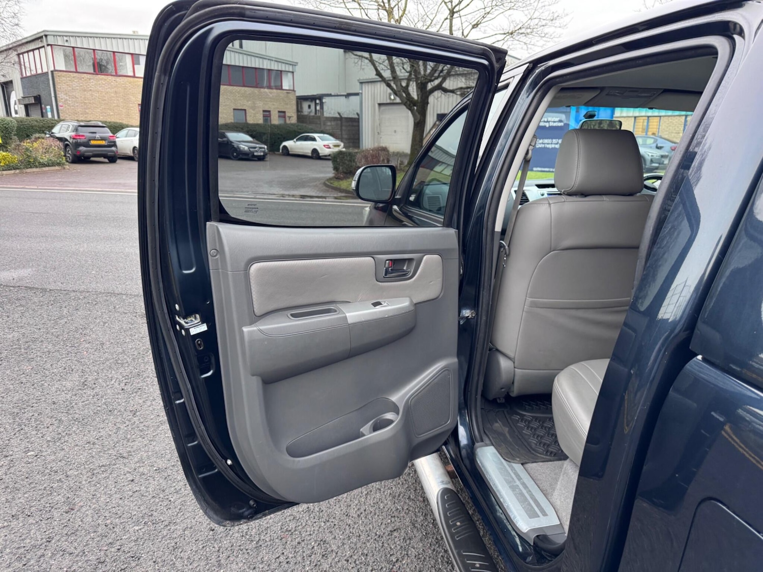 Used Toyota Hilux 2012 for sale - 77229514: Photo 39