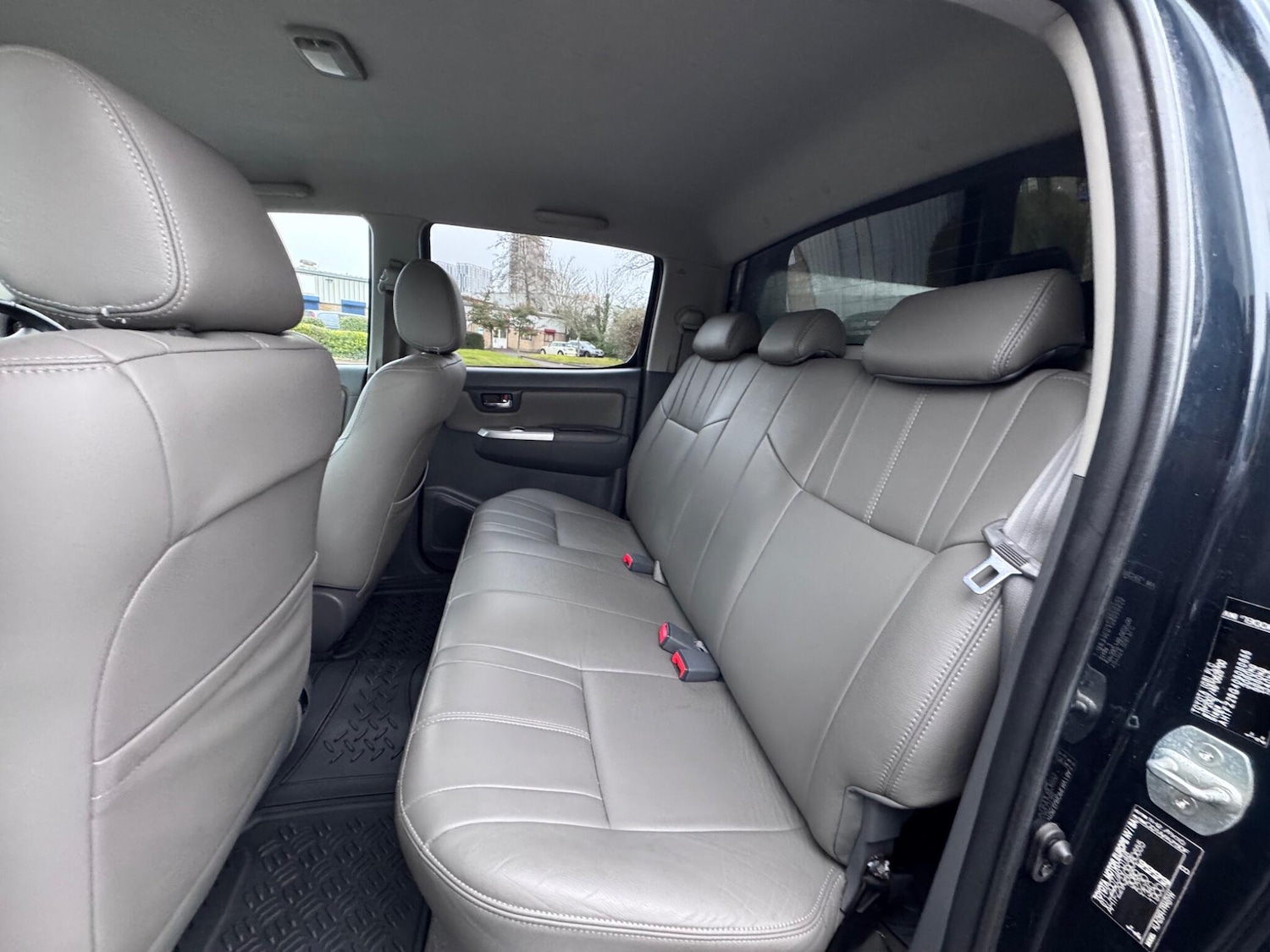 Used Toyota Hilux 2012 for sale - 77229514: Photo 41