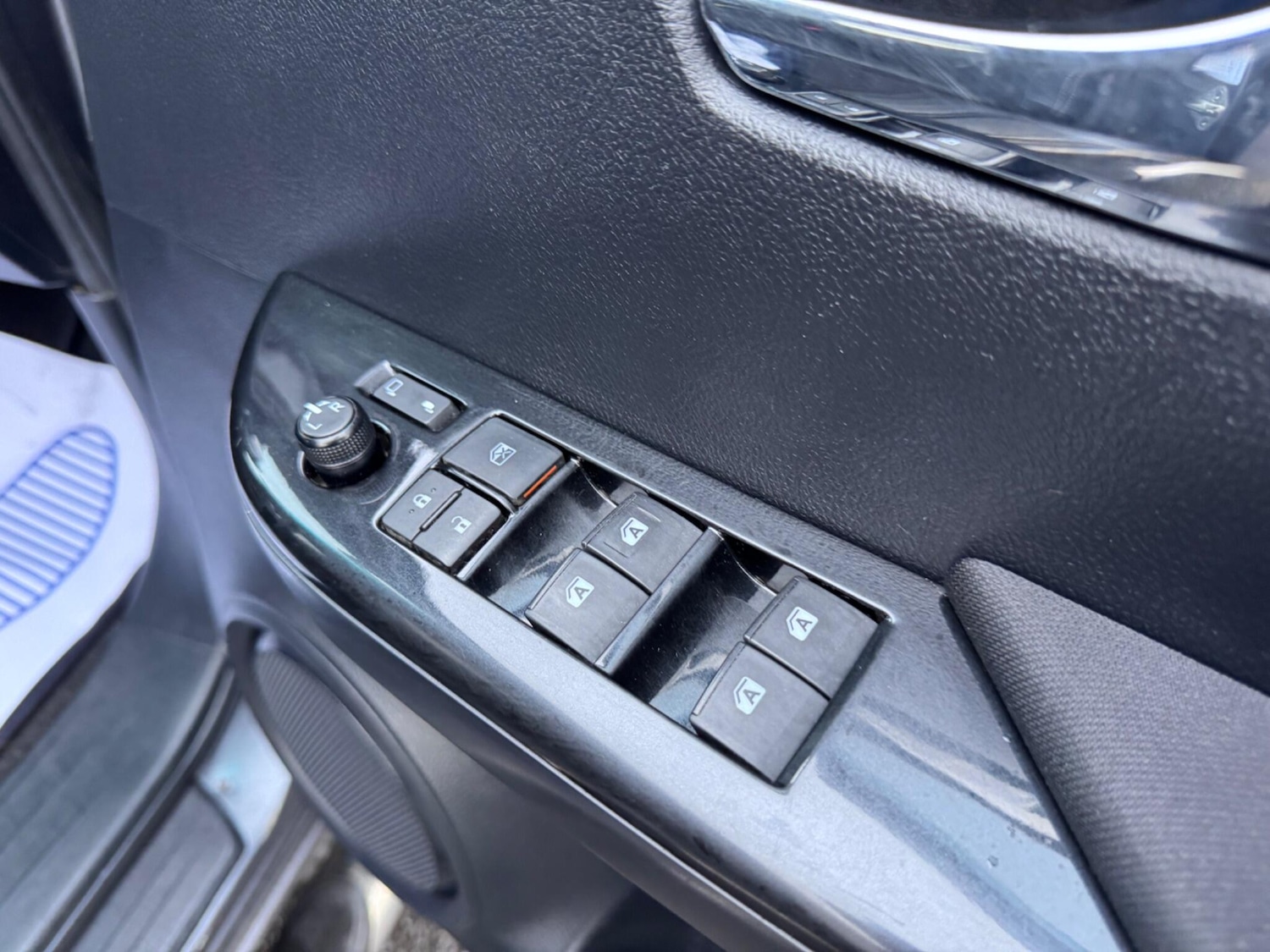 Used Toyota Hilux 2017 for sale - 77484195: Photo 21