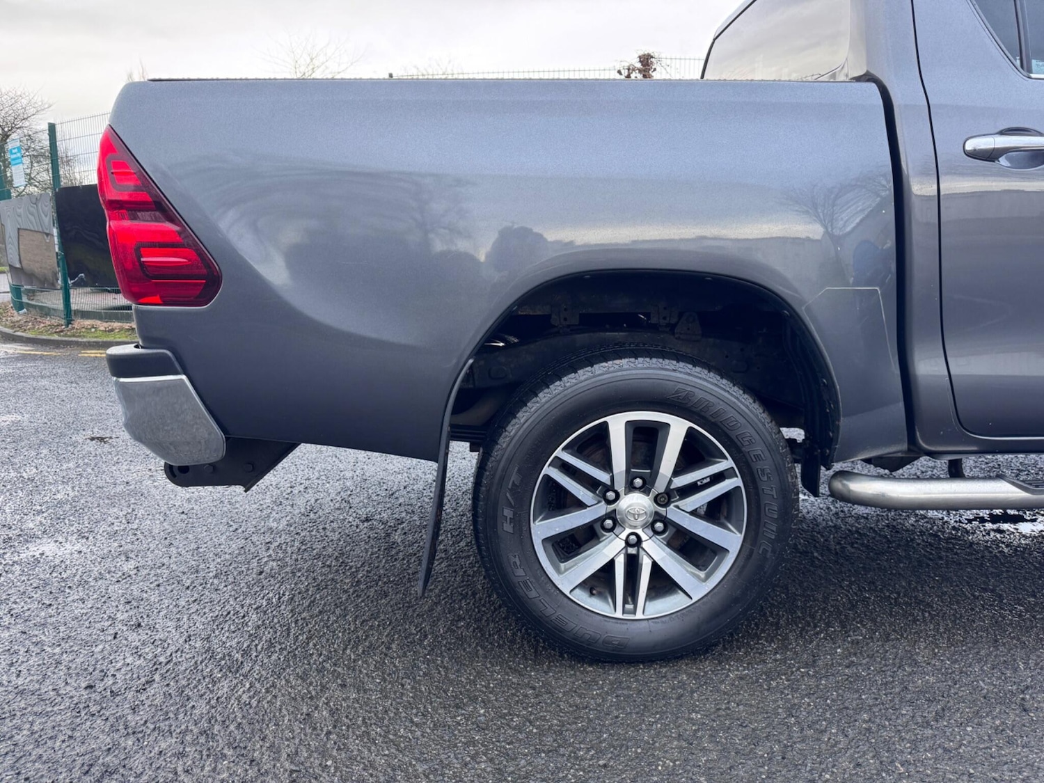 Used Toyota Hilux 2017 for sale - 77484195: Photo 44