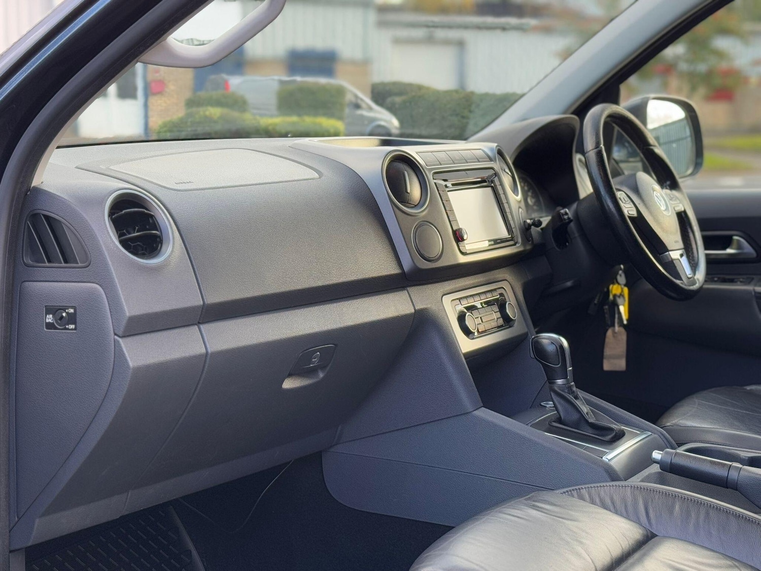 Used Volkswagen Amarok 2014 for sale - 77020976: Photo 35