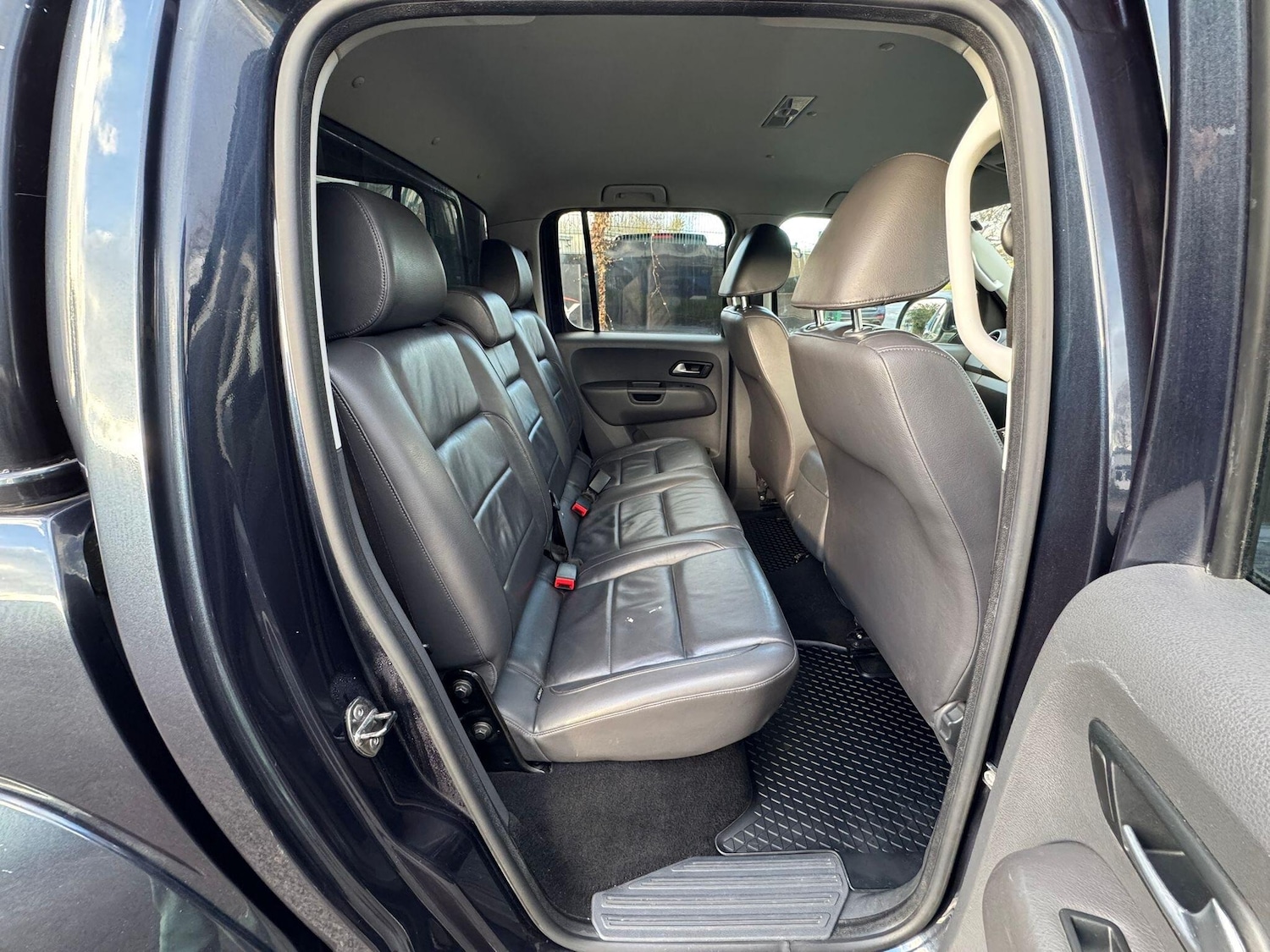 Used Volkswagen Amarok 2014 for sale - 77020976: Photo 38