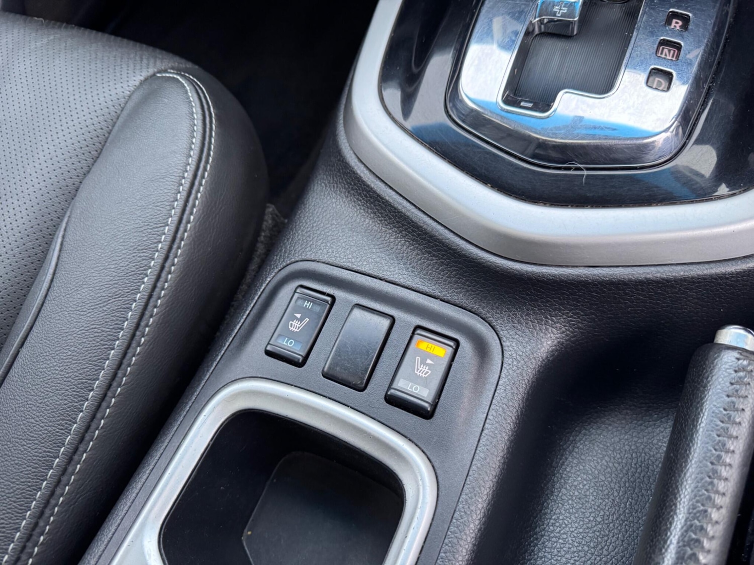 Used Nissan Navara 2017 for sale - 77215280: Photo 26