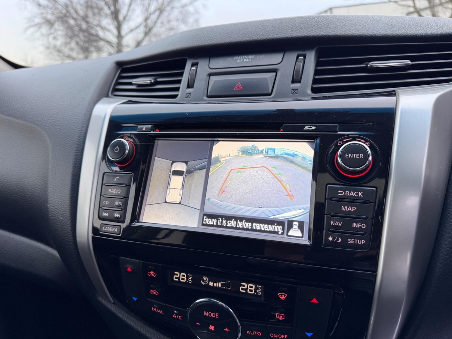 Used Nissan Navara 2017 for sale - 77215280: Photo 30