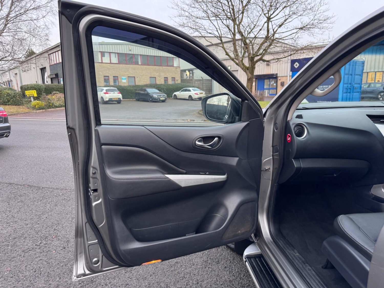 Used Nissan Navara 2017 for sale - 77215280: Photo 36