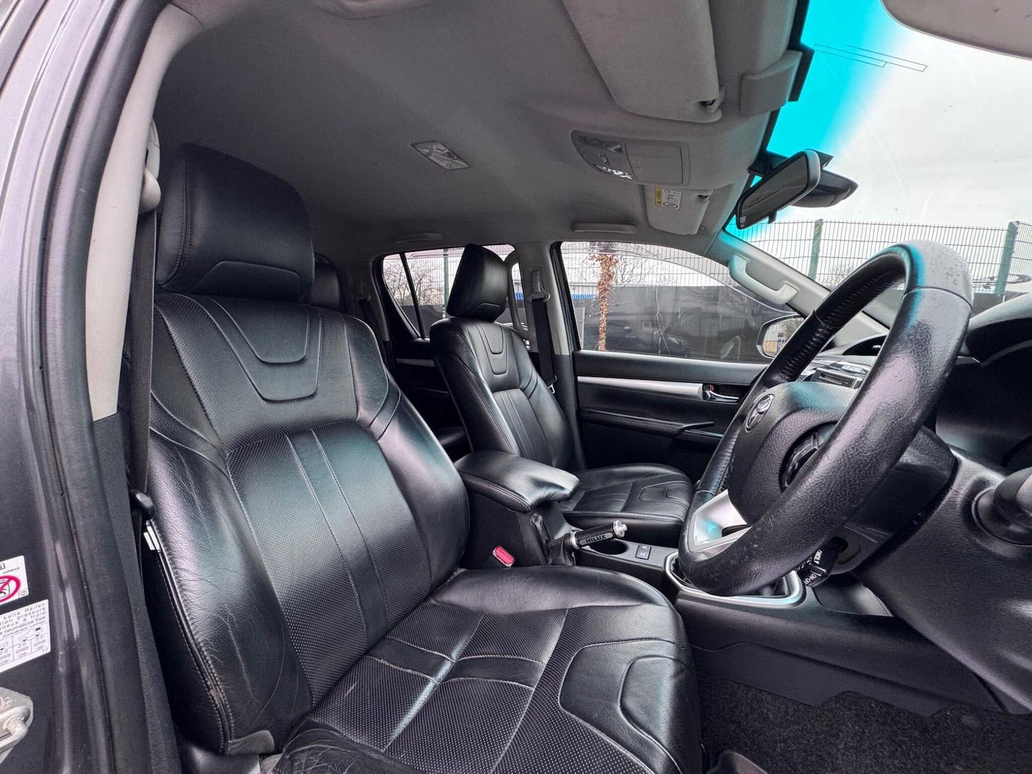 Used Toyota Hilux 2016 for sale - 77216198: Photo 27