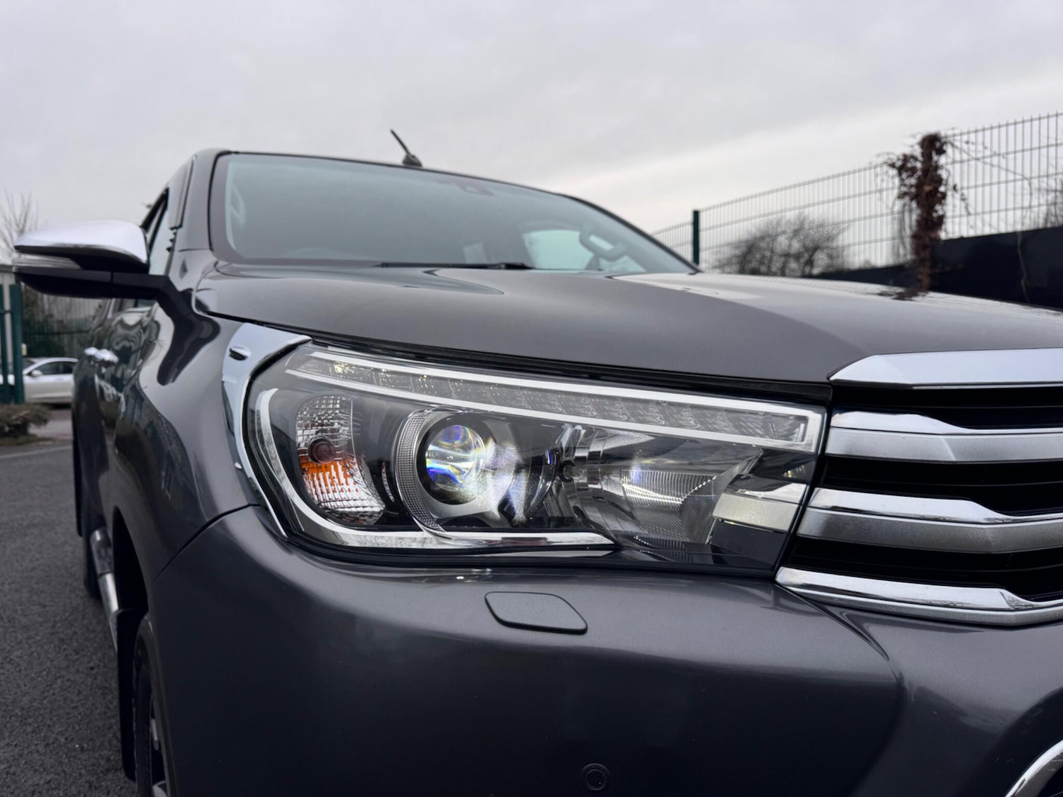 Used Toyota Hilux 2016 for sale - 77216198: Photo 44