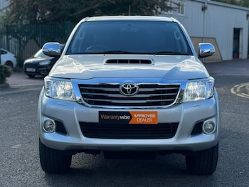 Used Toyota Hilux 2011 for sale - 76071824: Photo
