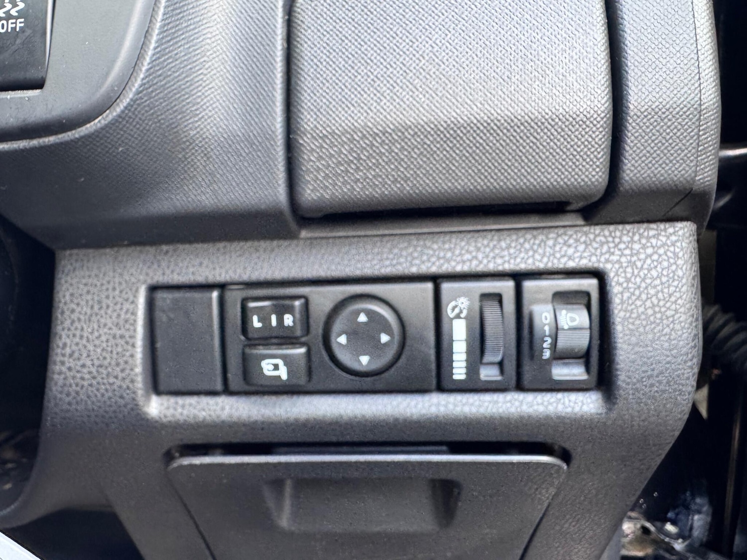 Used Isuzu D-Max 2016 for sale - 76752494: Photo 35