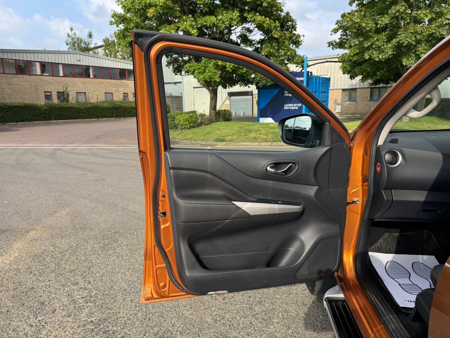 Used Nissan Navara 2017 for sale - 77783536: Photo 25