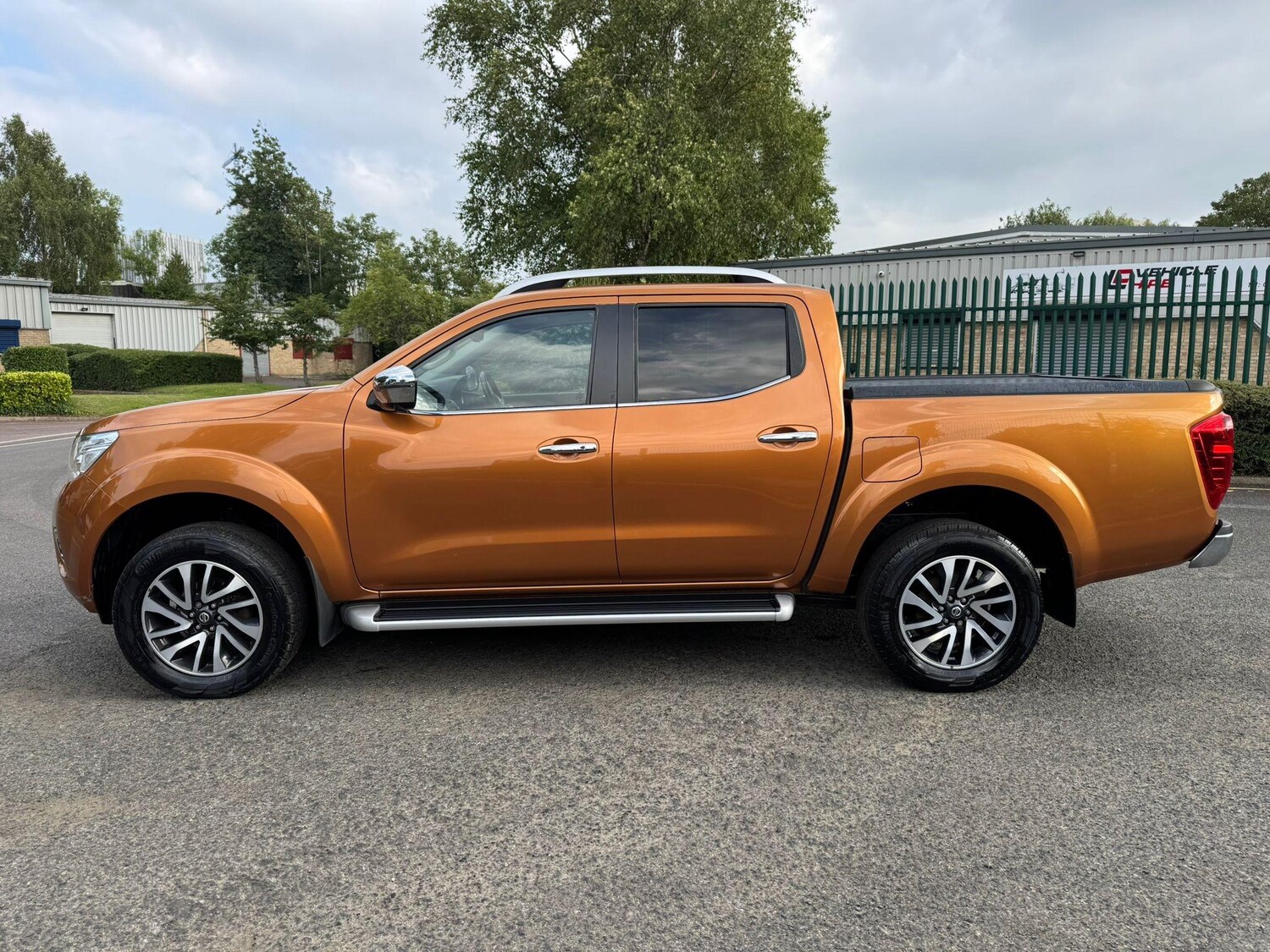 Used Nissan Navara 2017 for sale - 77783536: Photo 5