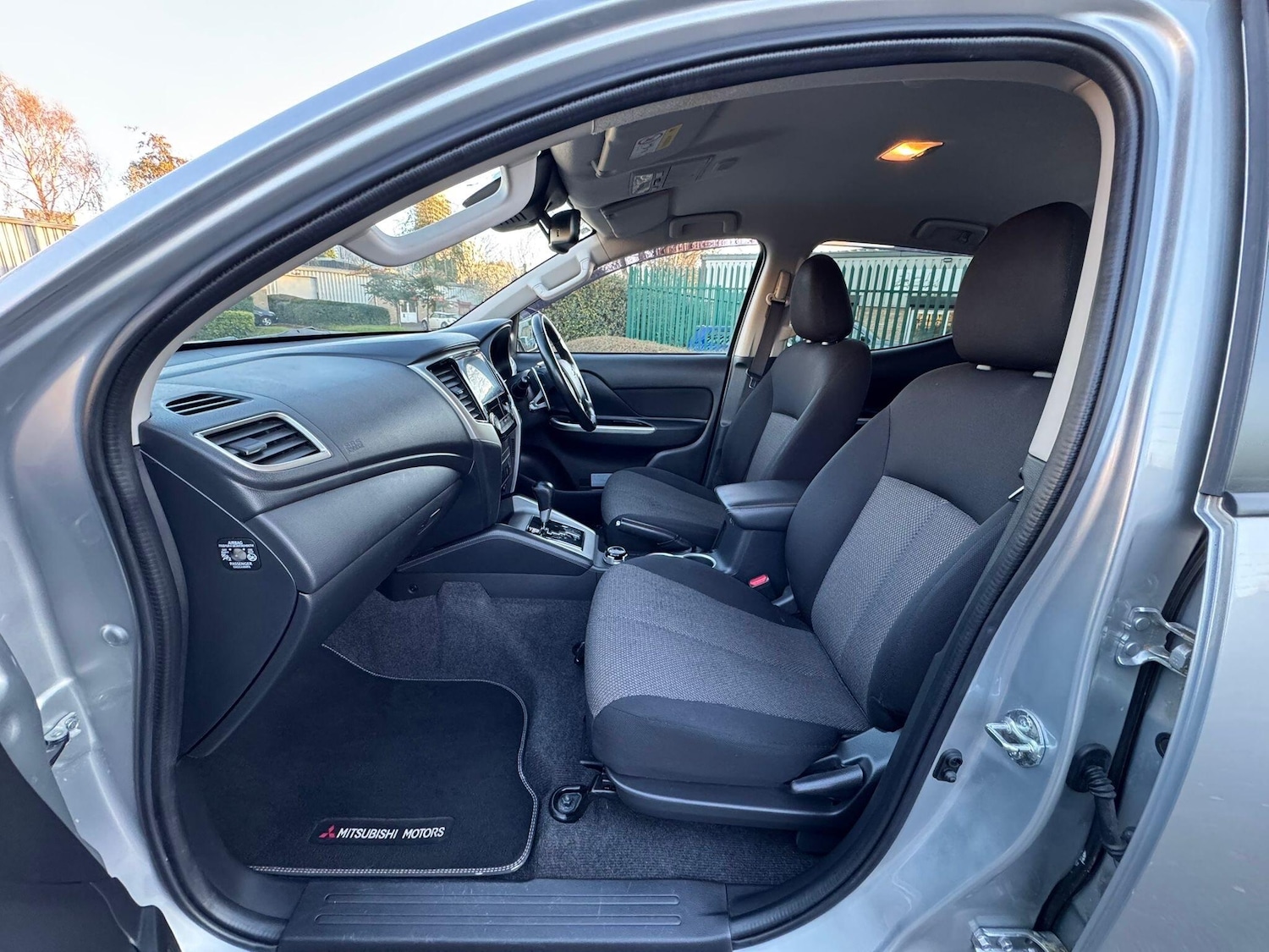 Used Mitsubishi L200 2020 for sale - 77020929: Photo 45