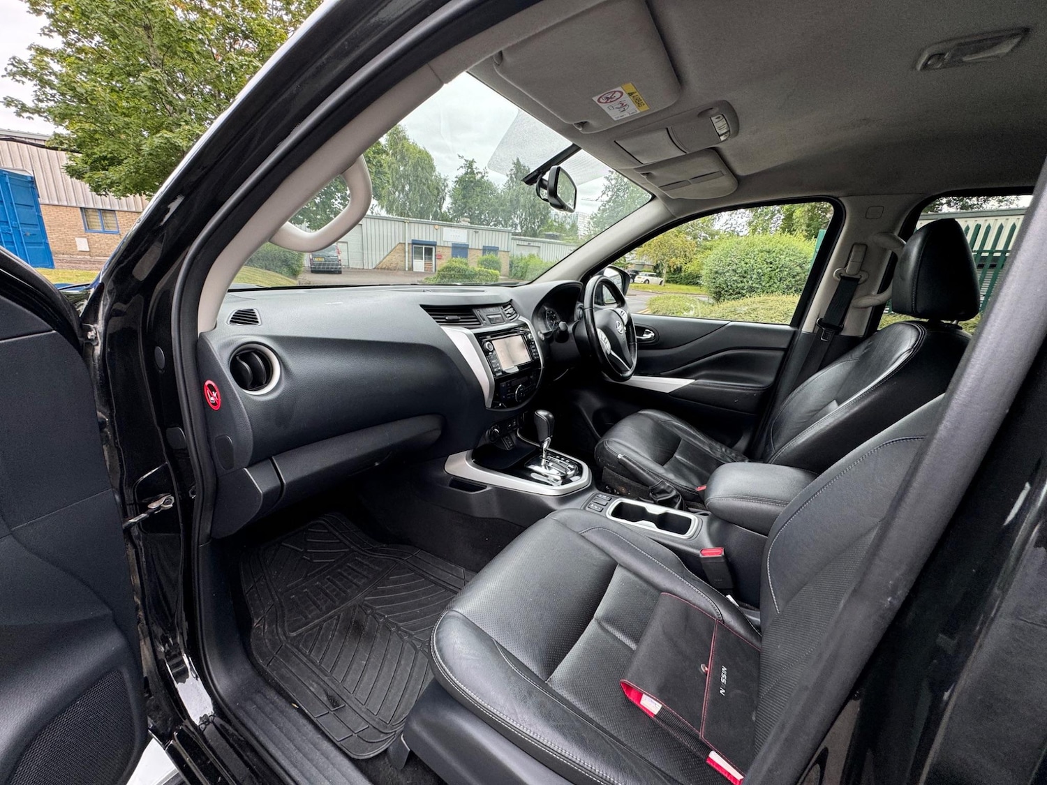 Used Nissan Navara 2017 for sale - 78046897: Photo 21