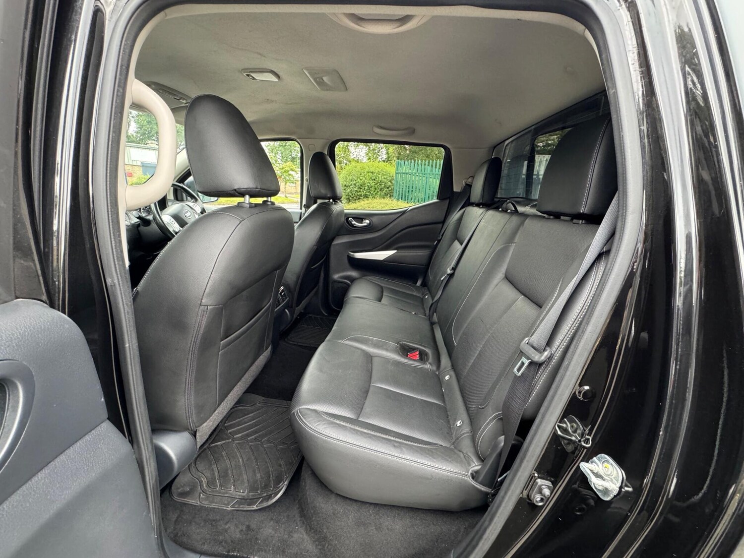 Used Nissan Navara 2017 for sale - 78046897: Photo 25