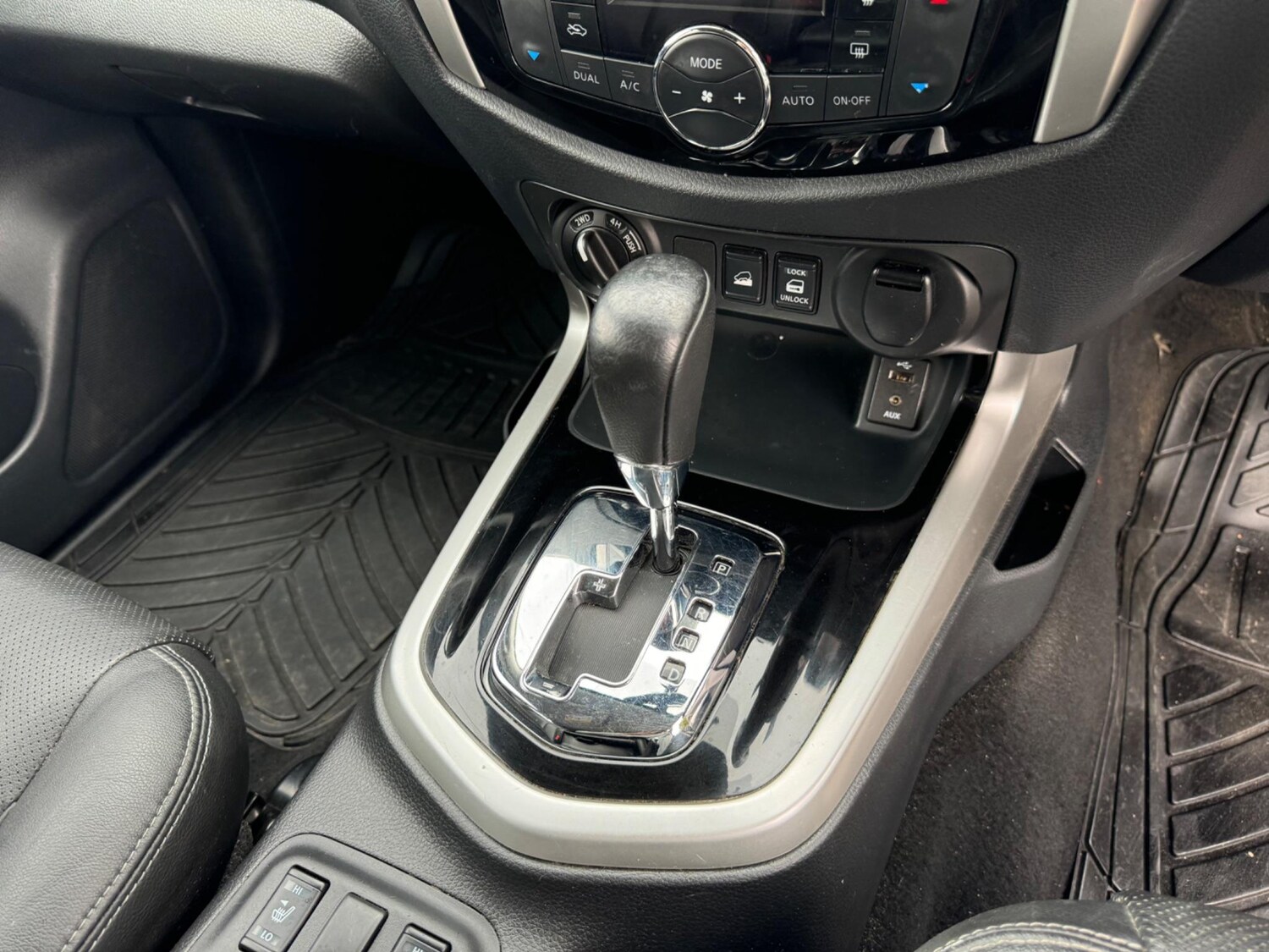 Used Nissan Navara 2017 for sale - 78046897: Photo 31