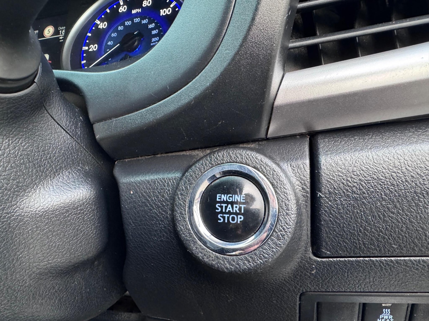 Used Toyota Hilux for sale - 77769598: Photo 25