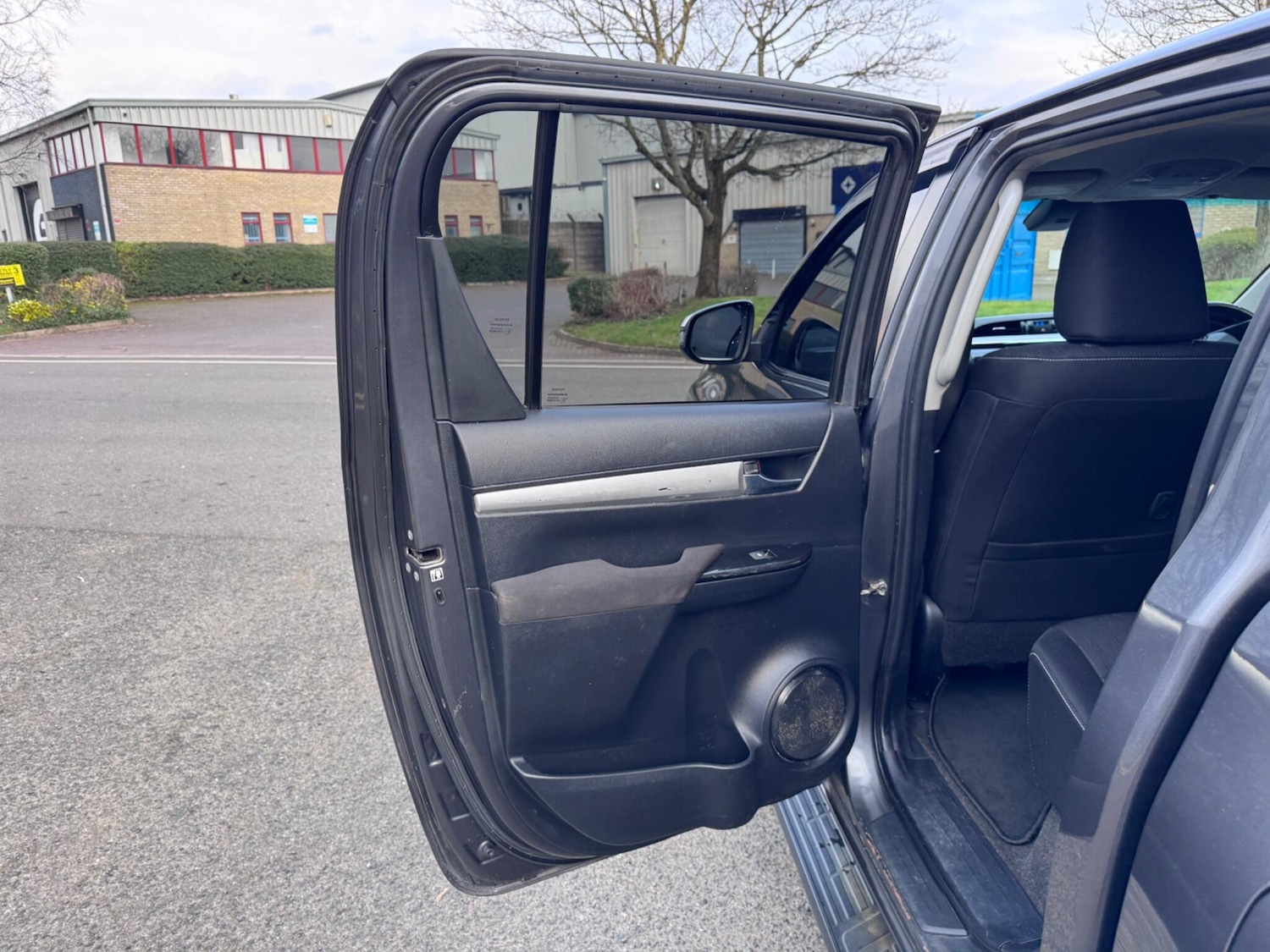 Used Toyota Hilux for sale - 77769598: Photo 41