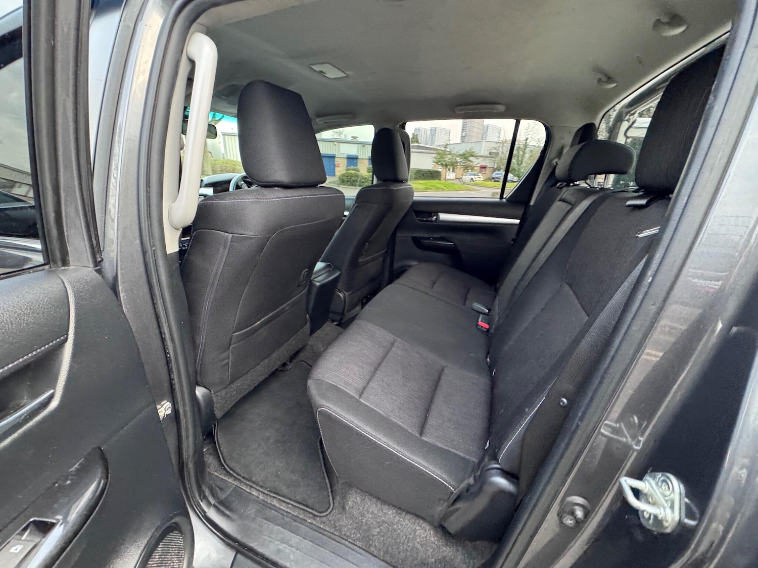 Used Toyota Hilux for sale - 77769598: Photo 42