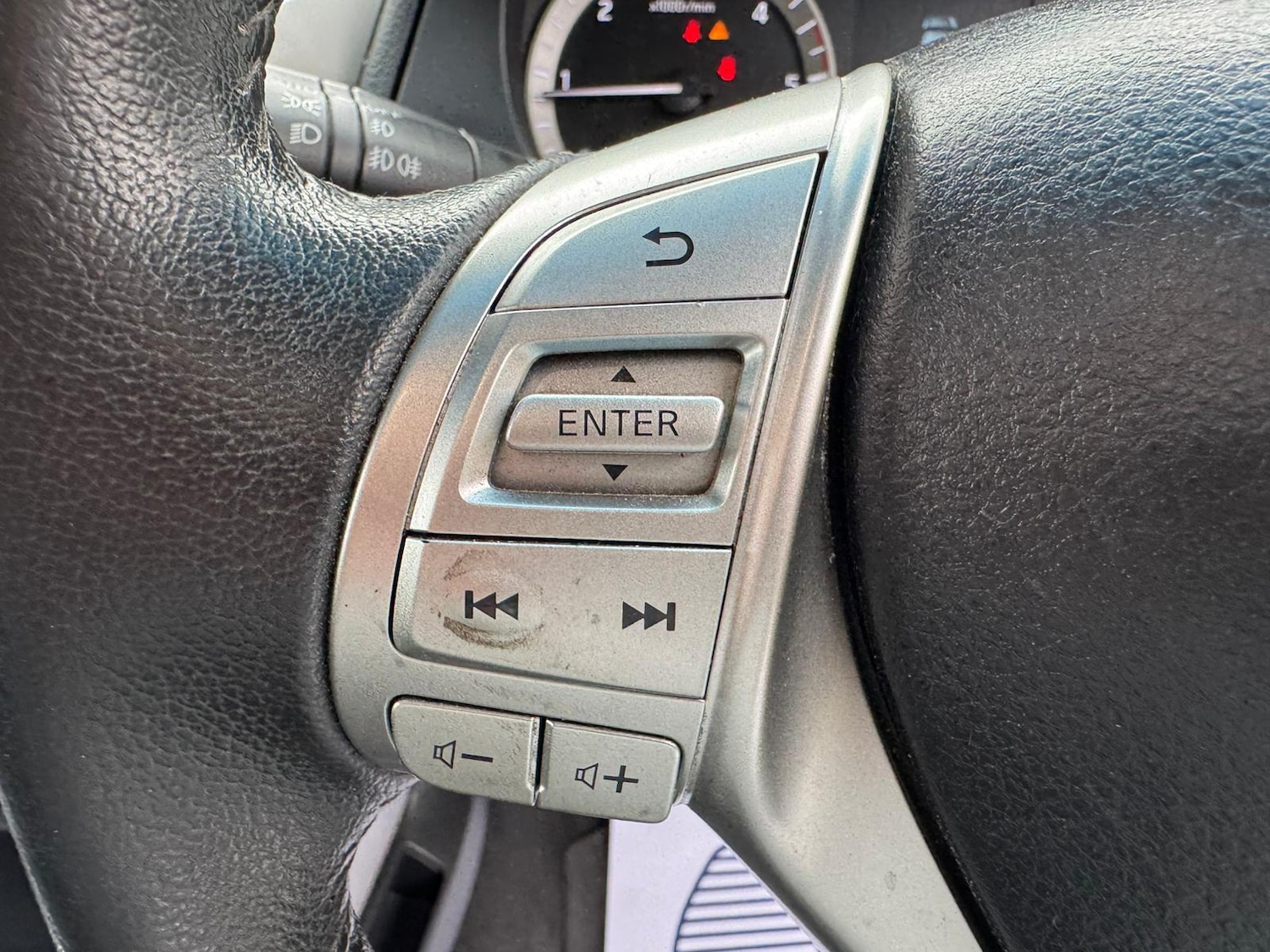 Used Nissan Navara 2017 for sale - 76850067: Photo 23