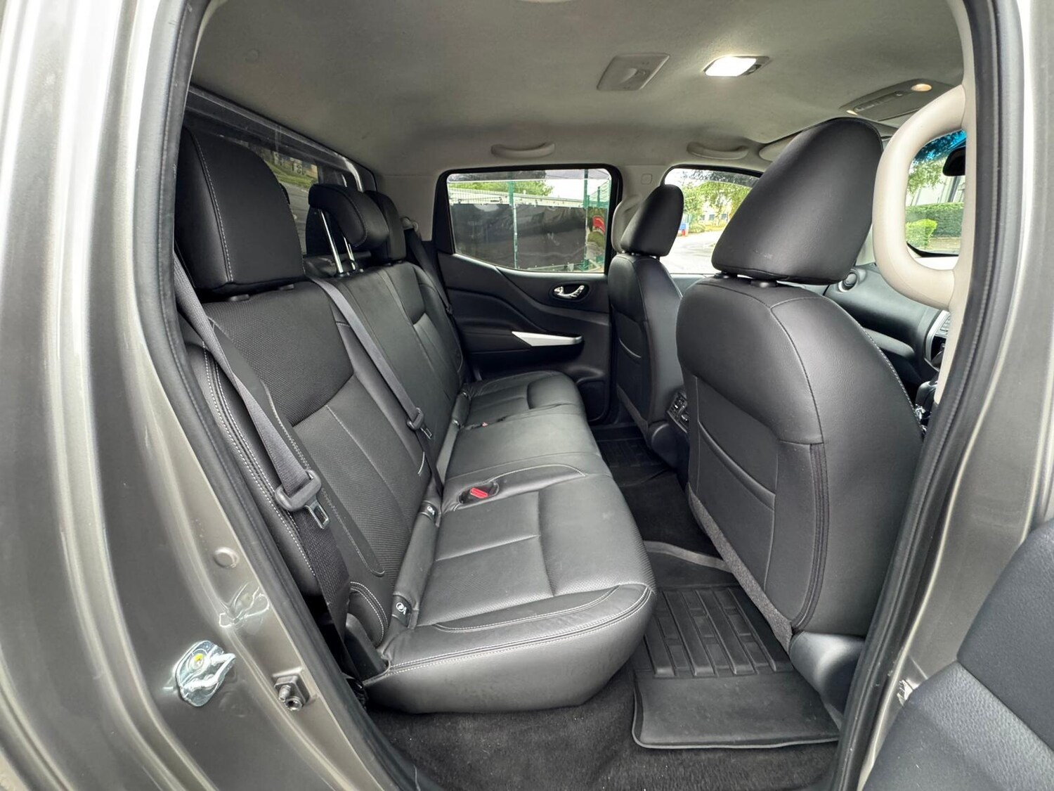 Used Nissan Navara 2017 for sale - 76850067: Photo 32