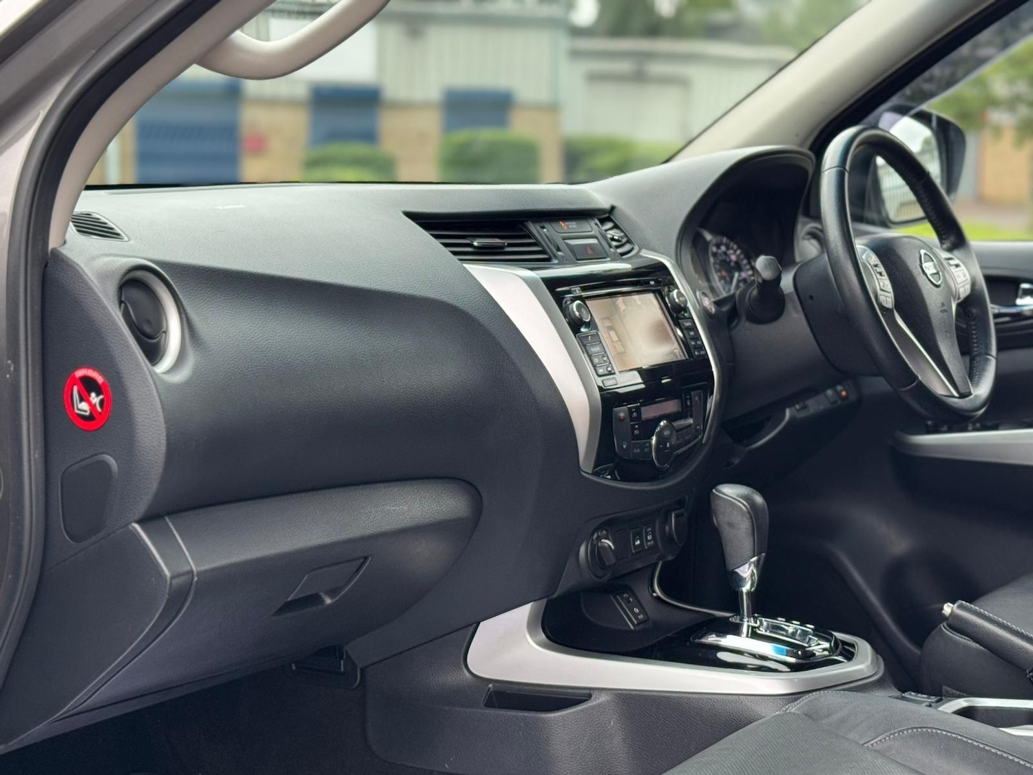 Used Nissan Navara 2017 for sale - 76850067: Photo 36