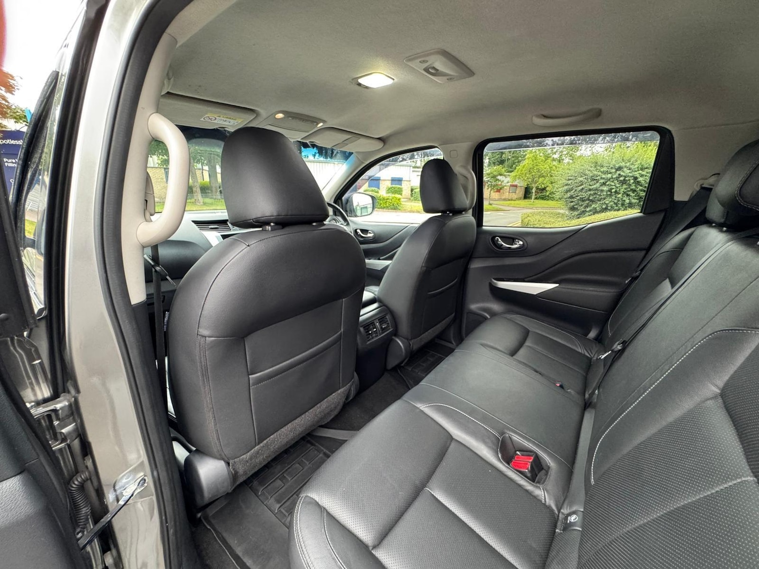 Used Nissan Navara 2017 for sale - 76850067: Photo 37