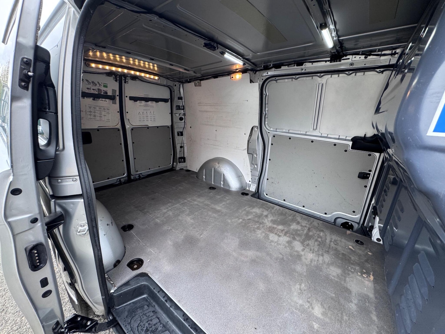Used Mercedes-Benz Vito 2018 for sale - 76315123: Photo 18
