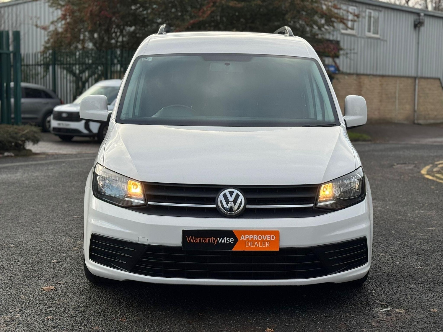 Used Volkswagen Caddy 2017 for sale - 76850174: Photo 2