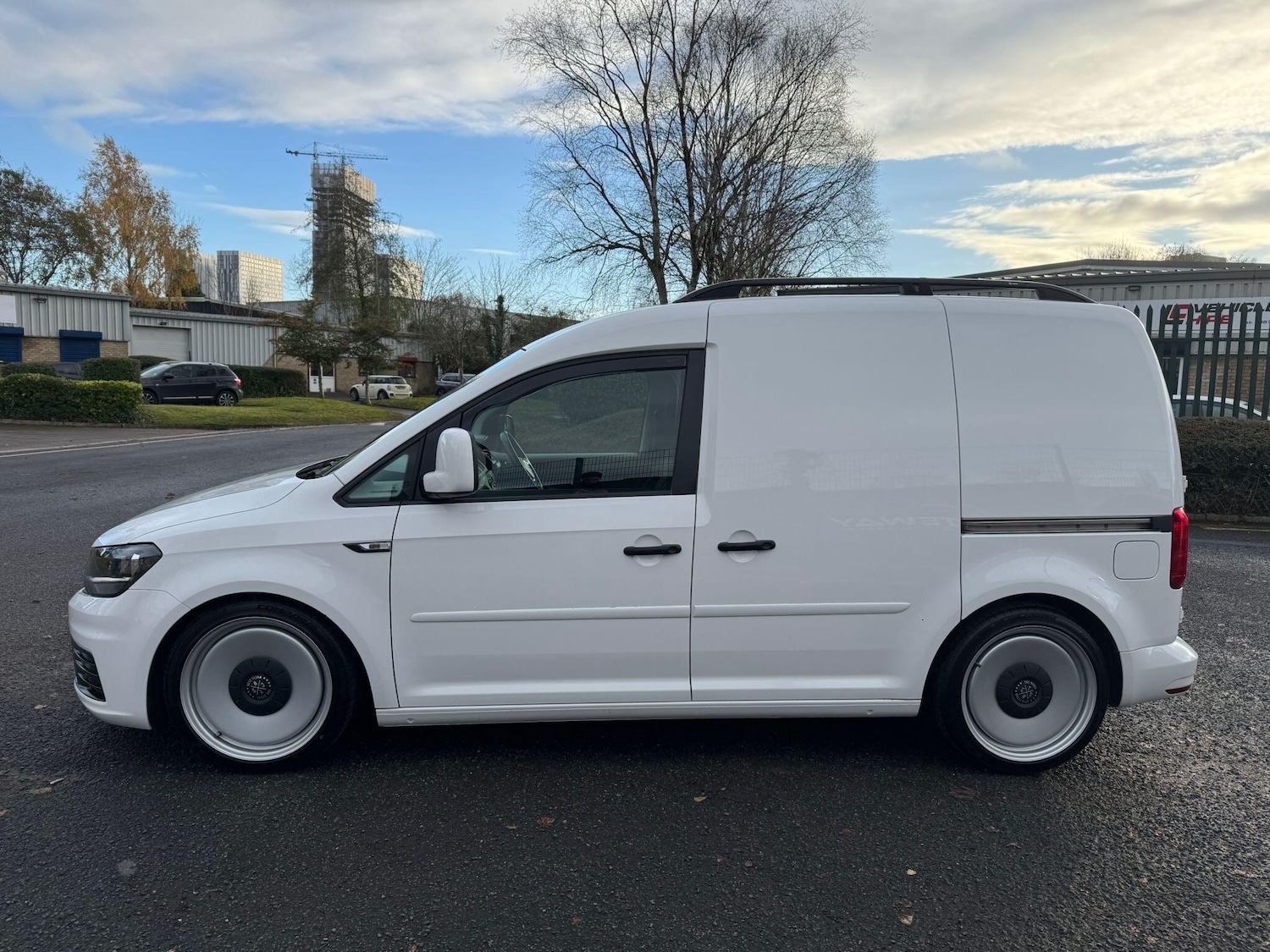 Used Volkswagen Caddy 2017 for sale - 76850174: Photo 4