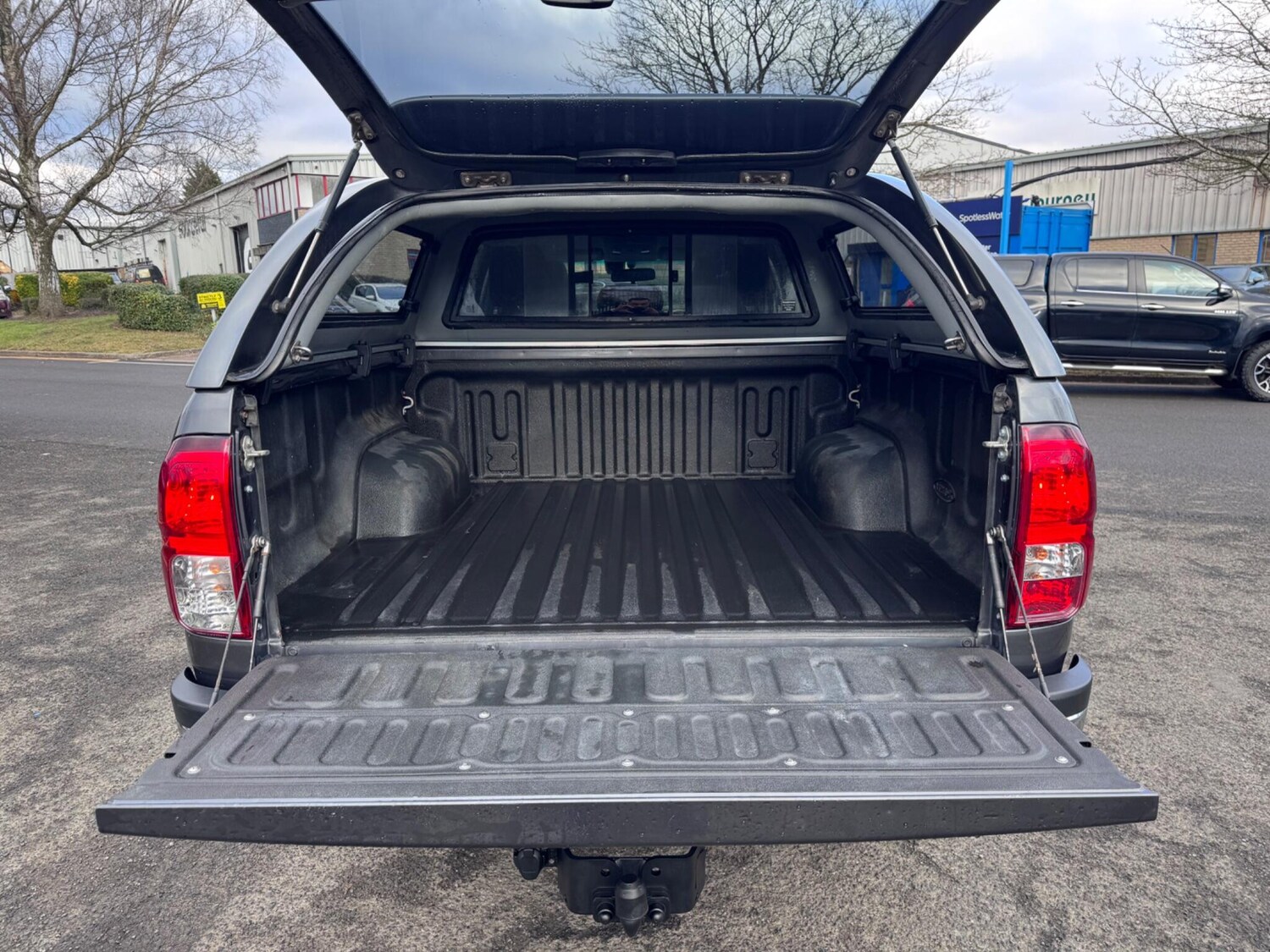 Used Toyota Hilux for sale - 77704604: Photo 14