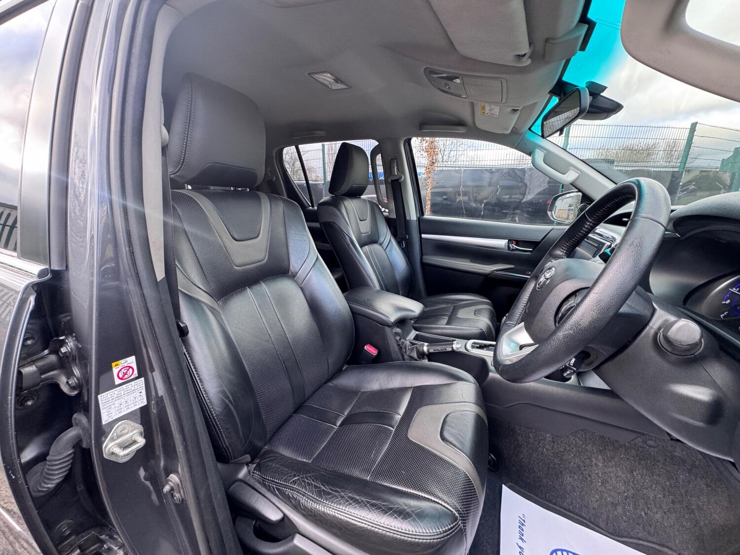 Used Toyota Hilux for sale - 77704604: Photo 31