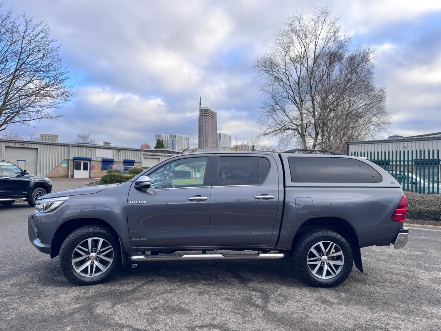 Used Toyota Hilux for sale - 77704604: Photo 4