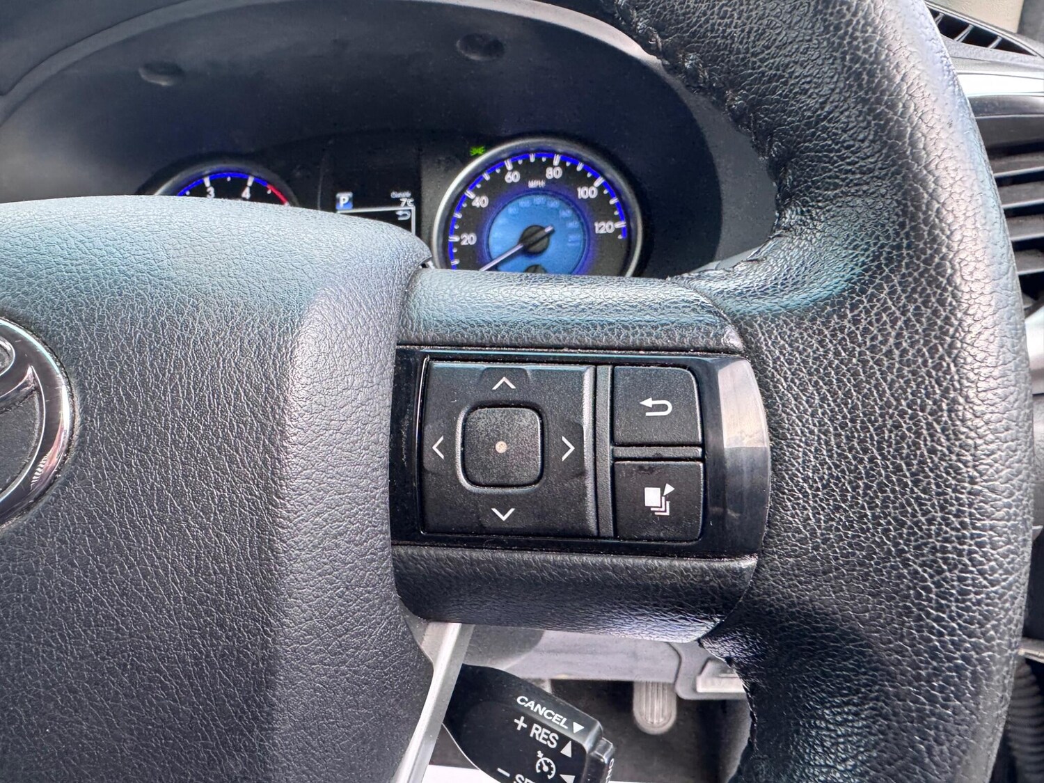 Used Toyota Hilux for sale - 77704604: Photo 41