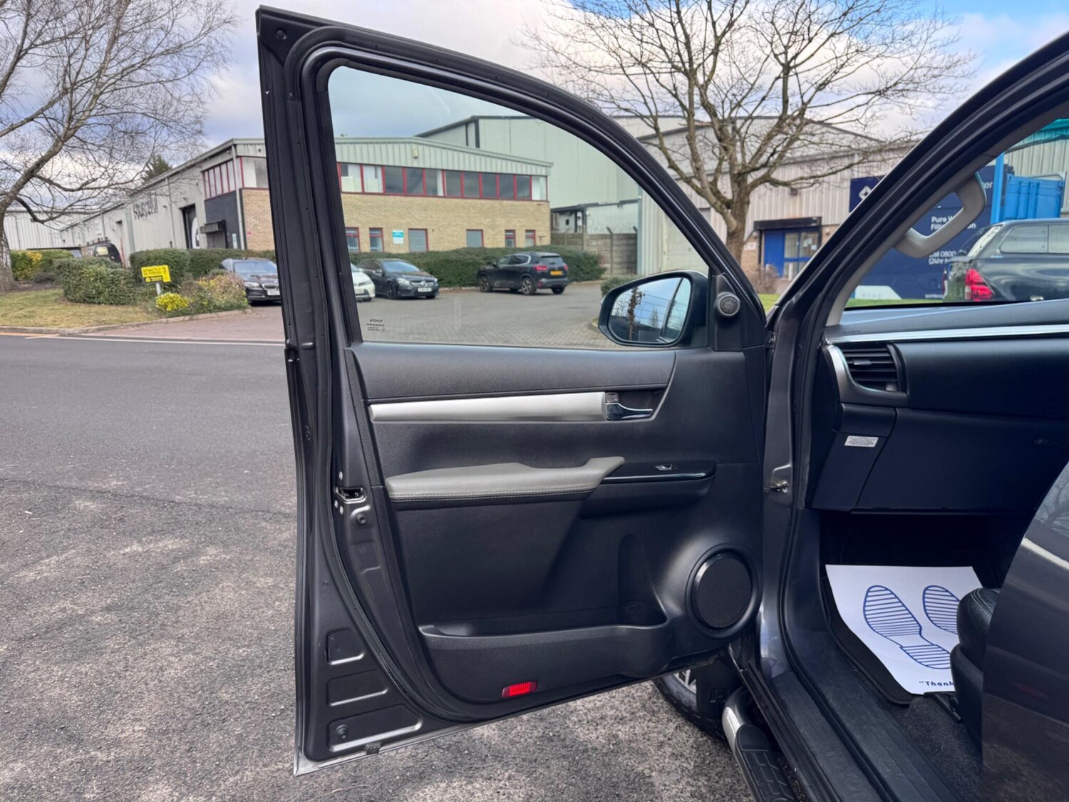 Used Toyota Hilux for sale - 77704604: Photo 46