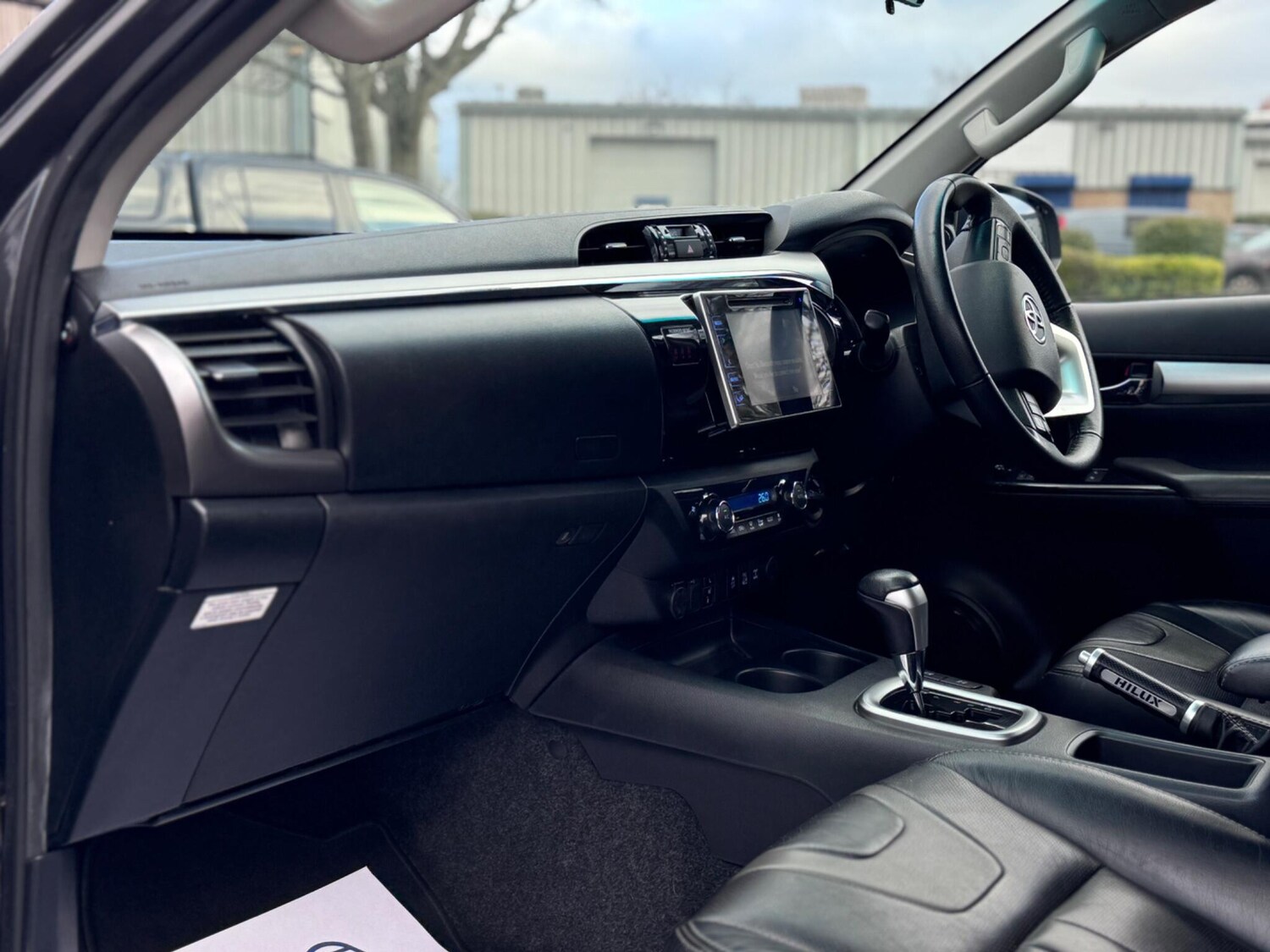 Used Toyota Hilux for sale - 77704604: Photo 50