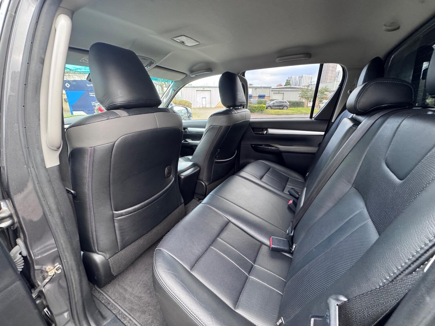 Used Toyota Hilux for sale - 77704604: Photo 53