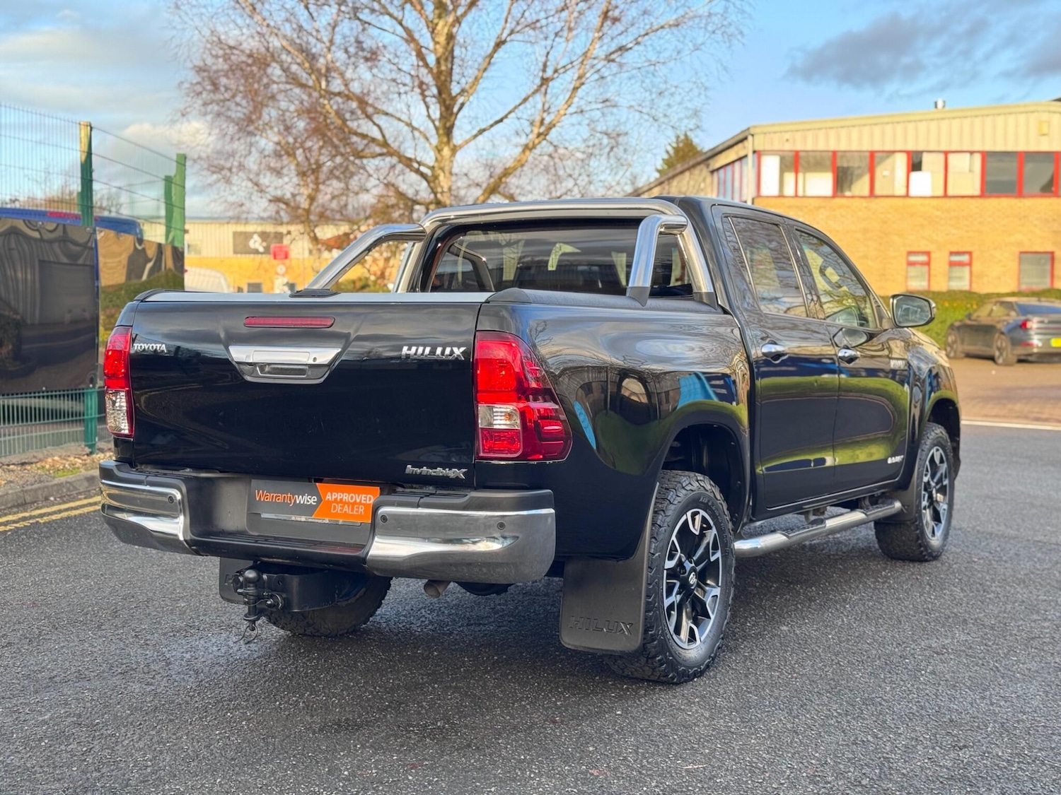 Used Toyota Hilux 2019 for sale - 77017024: Photo 10