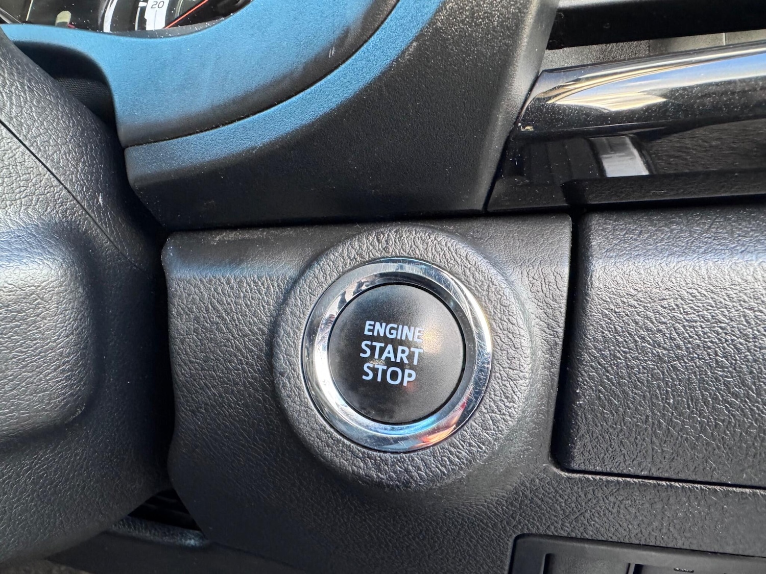 Used Toyota Hilux 2019 for sale - 77017024: Photo 32