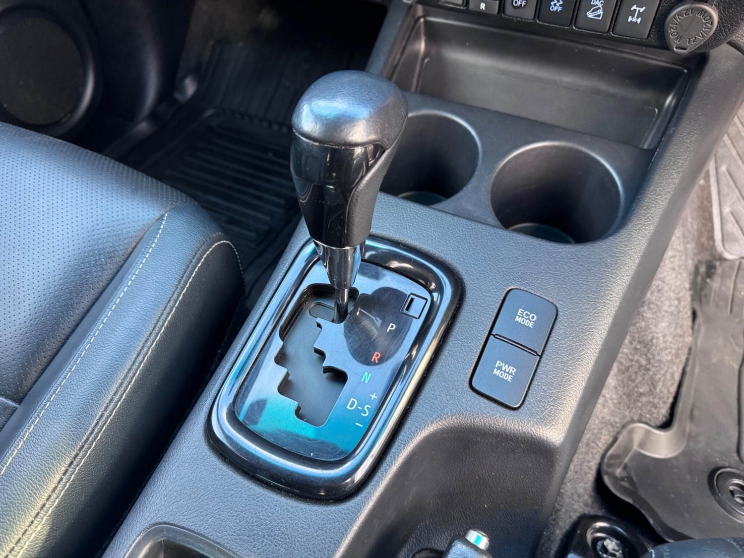 Used Toyota Hilux 2019 for sale - 77017024: Photo 39