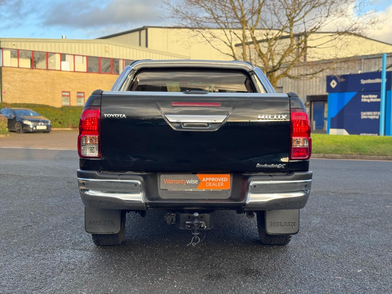 Used Toyota Hilux 2019 for sale - 77017024: Photo 9