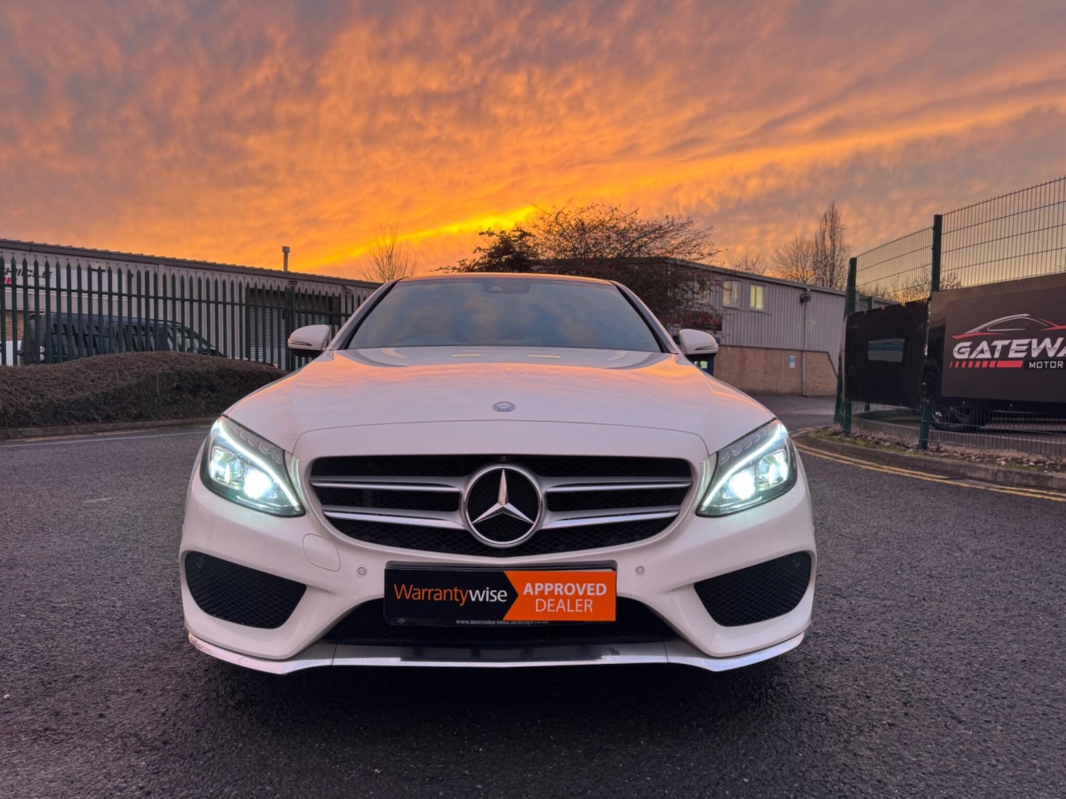 Used Mercedes-Benz C Class 2016 for sale - 77215276: Photo 2