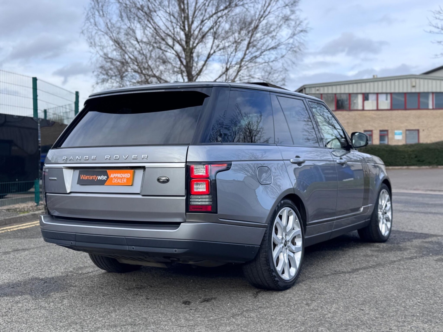 Used Land Rover Range Rover 2013 for sale - 77637600: Photo 10