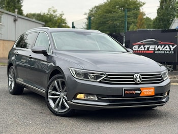 Used Volkswagen Passat 2016 for sale - 76072107: Photo