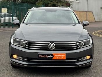 Used Volkswagen Passat 2016 for sale - 76072107: Photo