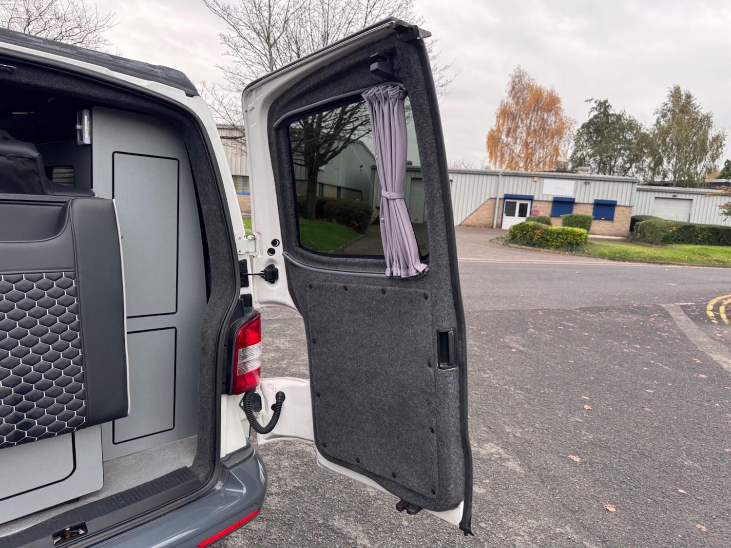 Used Volkswagen Transporter 2013 for sale - 76498585: Photo 21