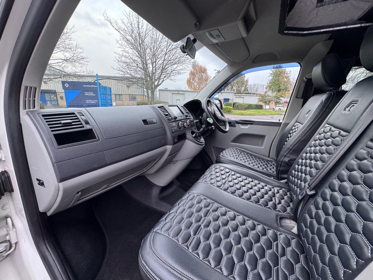 Used Volkswagen Transporter 2013 for sale - 76498585: Photo 28