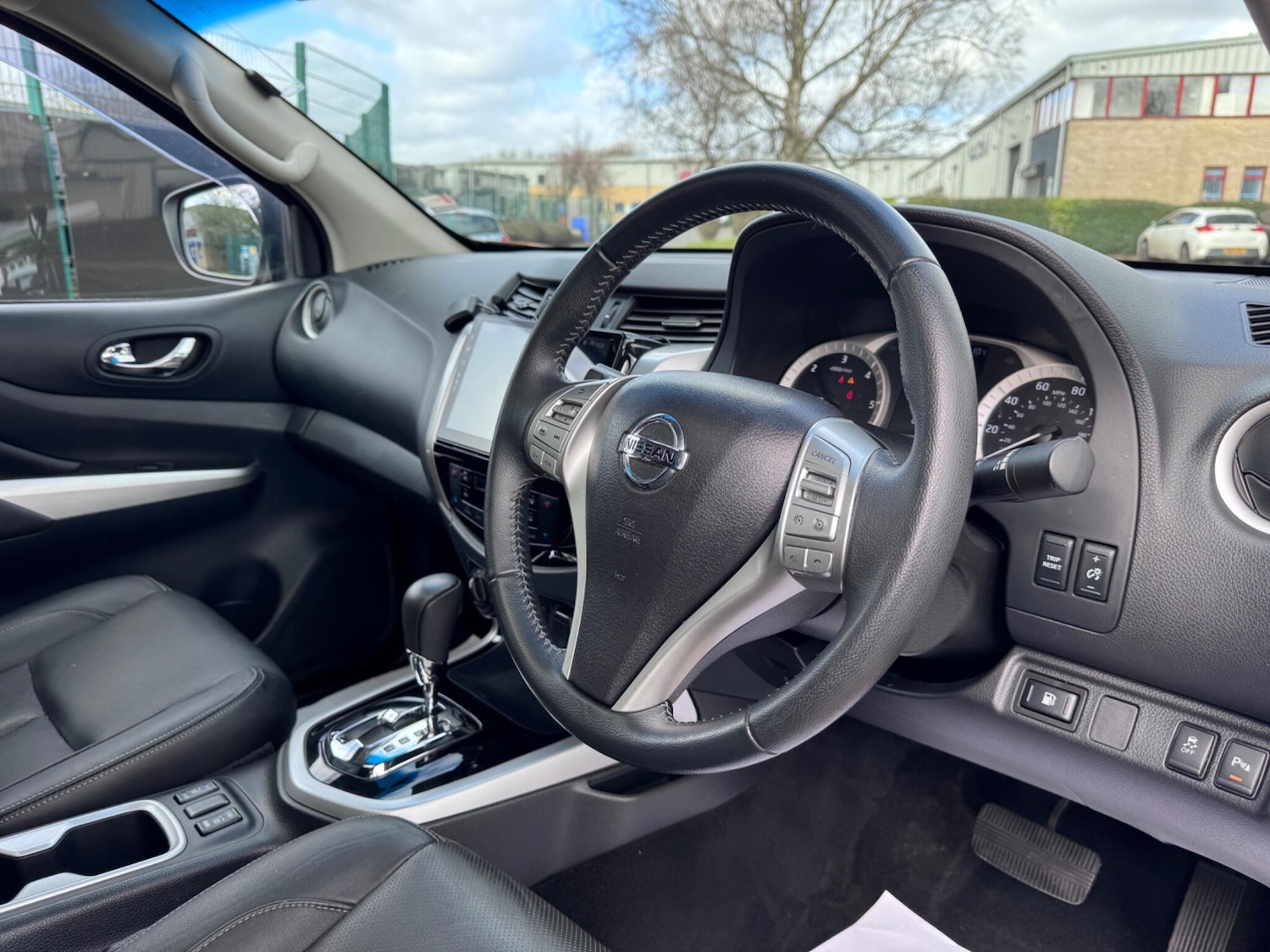 Used Nissan Navara 2017 for sale - 78185440: Photo 28