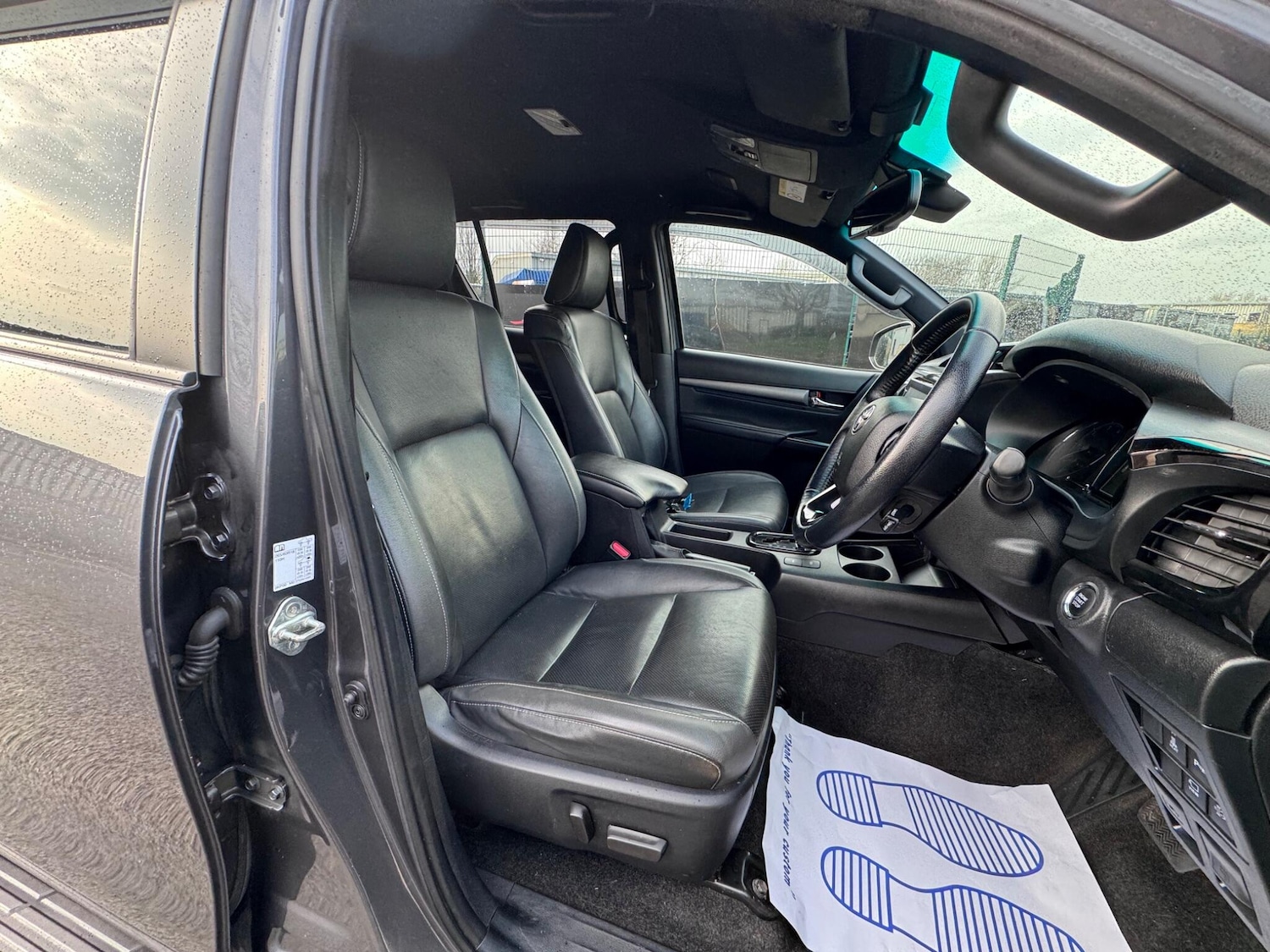 Used Toyota Hilux 2021 for sale - 77768584: Photo 18