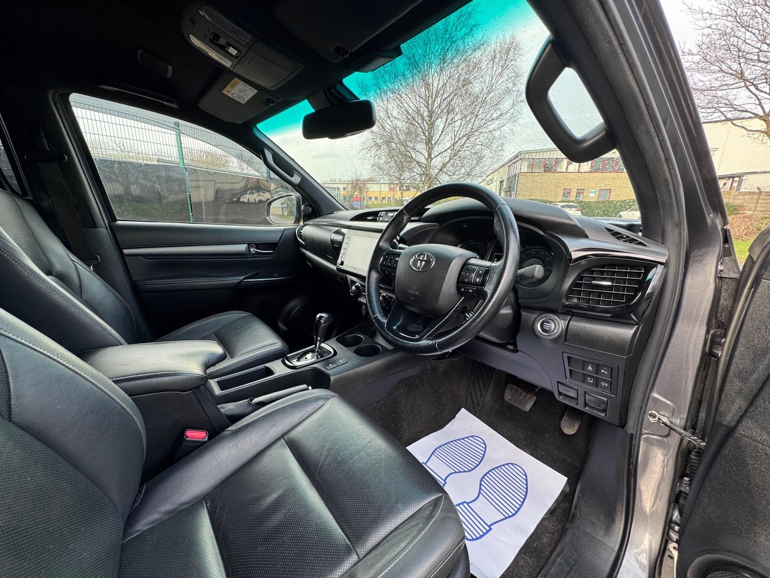 Used Toyota Hilux 2021 for sale - 77768584: Photo 19